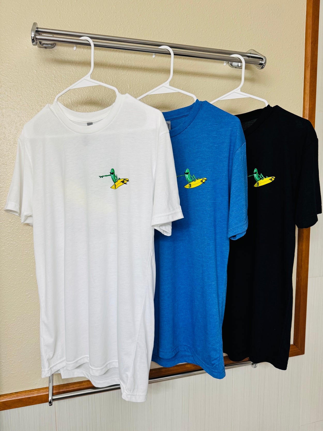 Pickle Man Air  T-Shirt
