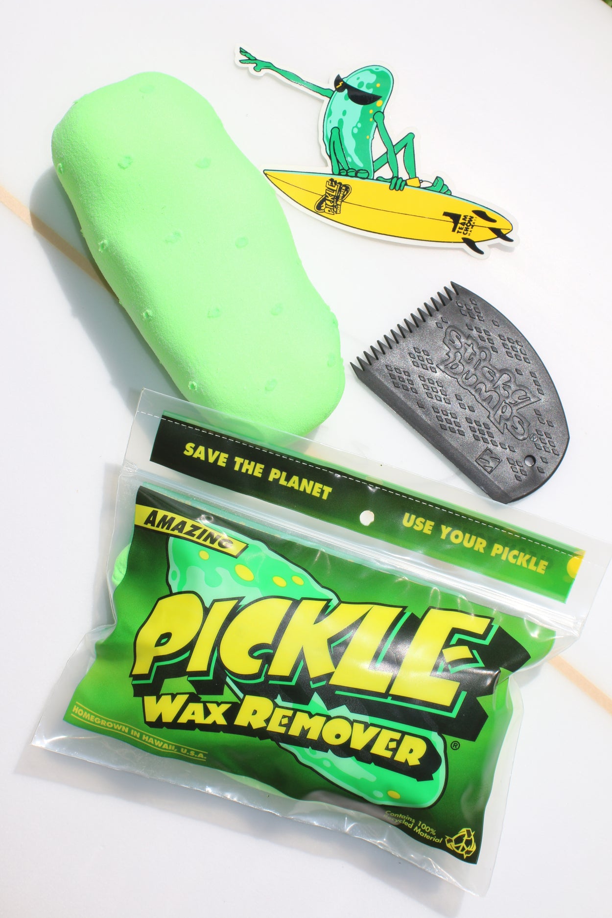Pickle Wax Remover complete with Sticky Bumps Comb and Pickle Man Sticker